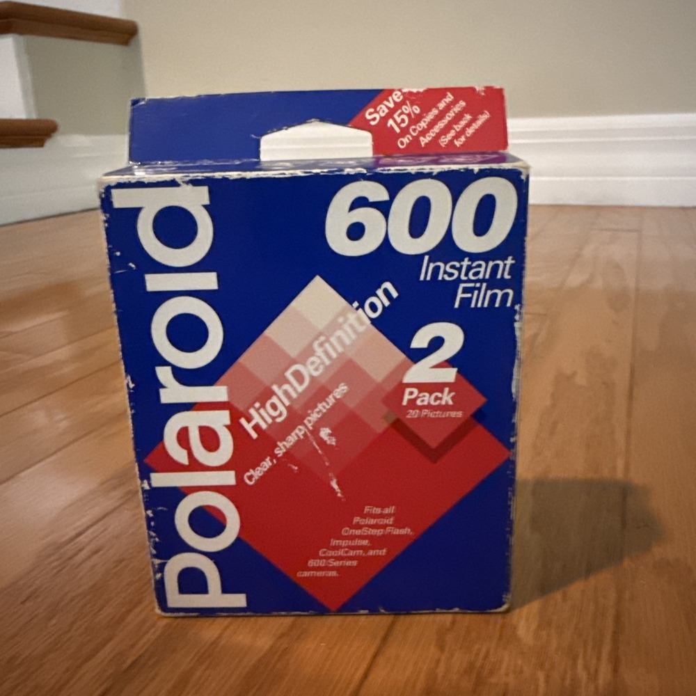 Polaroid 600 High Definition Instant Film 2-Pack 20 Pictures, Exp 12/95